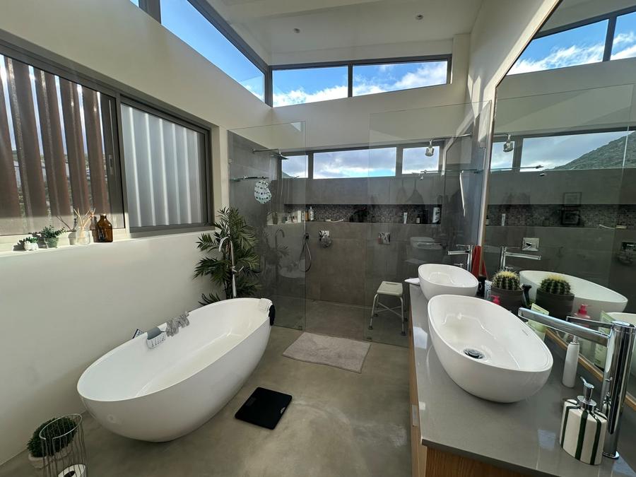 Bathroom with freestanding tub